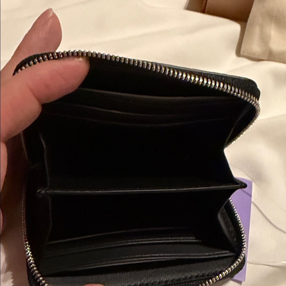 Return to Tiffany SmallLeather Zip Card Wallet - Picture 3 of 7